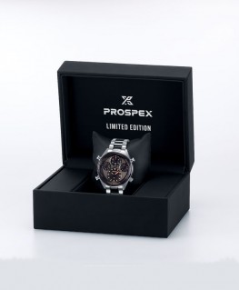 ecrin-seiko-prospex-speedtimer-edition-limitee-40eme-anniversaire-l.e-kaki-stripe_sfj005p1