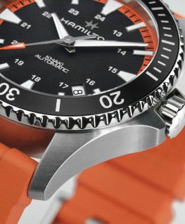 montre-hamilton-khaki-navy-scuba-automatique-h82395331-hamilton-cadran