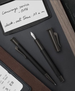 stylo-roller-graf-von-faber-castell-guilloche-black-edition_145269-graf-von-faber-castell-visuel